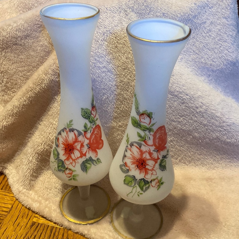 Set of two vintage Norleans vases